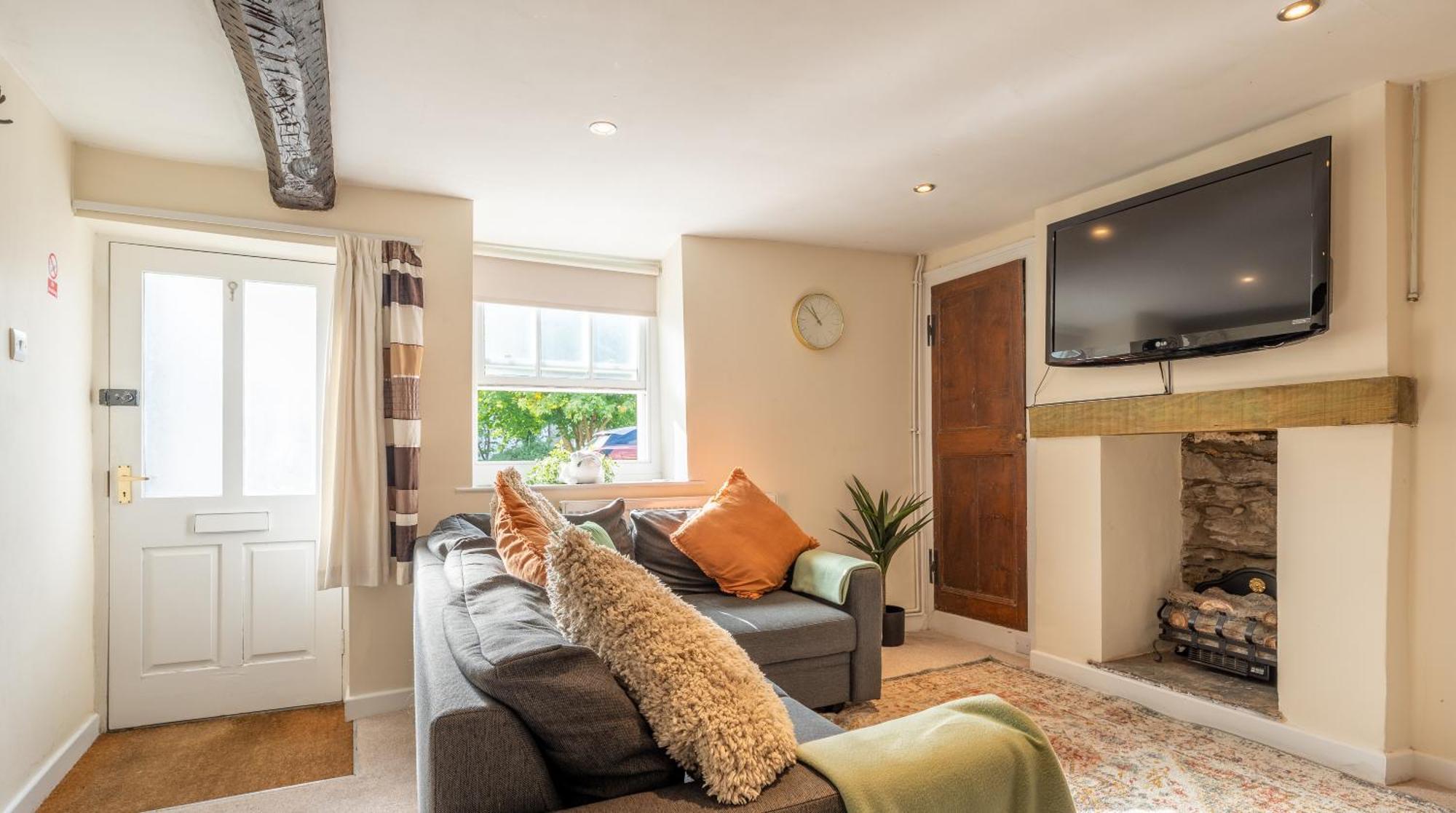 Wee Toad Hole Heart Of Kendal - Cottage Sleeps 4-6 - Dogs Welcome ภายนอก รูปภาพ